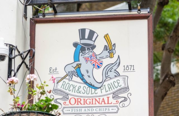 logo et devanture du Rock & Sole Plaice