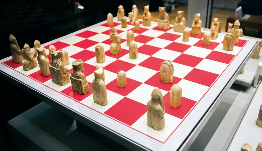 Le jeu d'échec de Lewis visible au British Museum à Londres