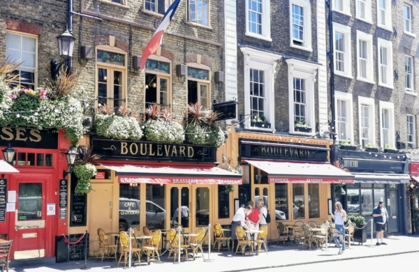 Plusieurs pubs londonniens