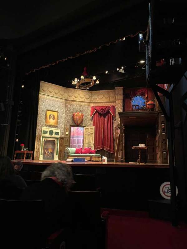 Vue depuis les Stalls au Duchess Theatre à Londres