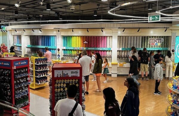 Wall of Chocolate au M&M's store de Londres